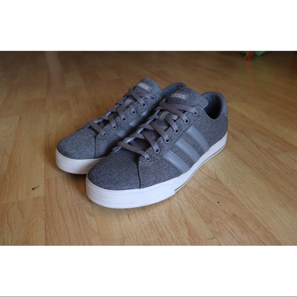 grey on grey adidas - Picture 2 of 7
